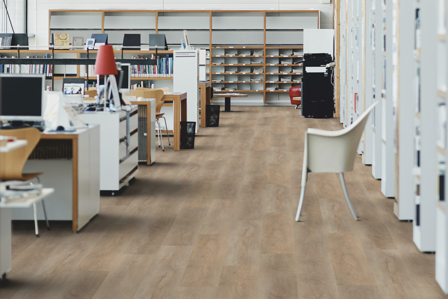 Vinylboden Eiche Mandel im Büro