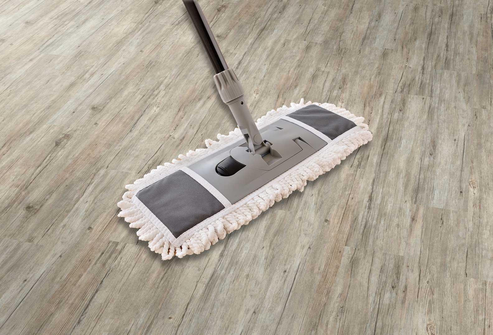 Pflege vom Vinylboden Pinie grau Richtige Pflege bei Landhausdiele Eiche sand beige