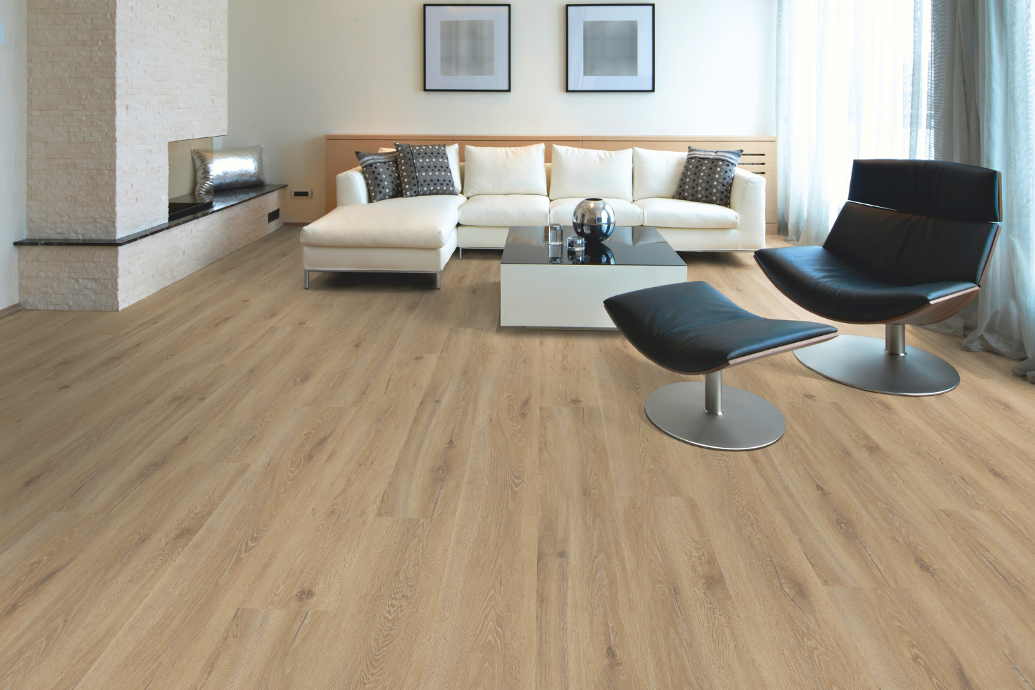 Landhausdiele Erdnusseiche im Wohnzimmer