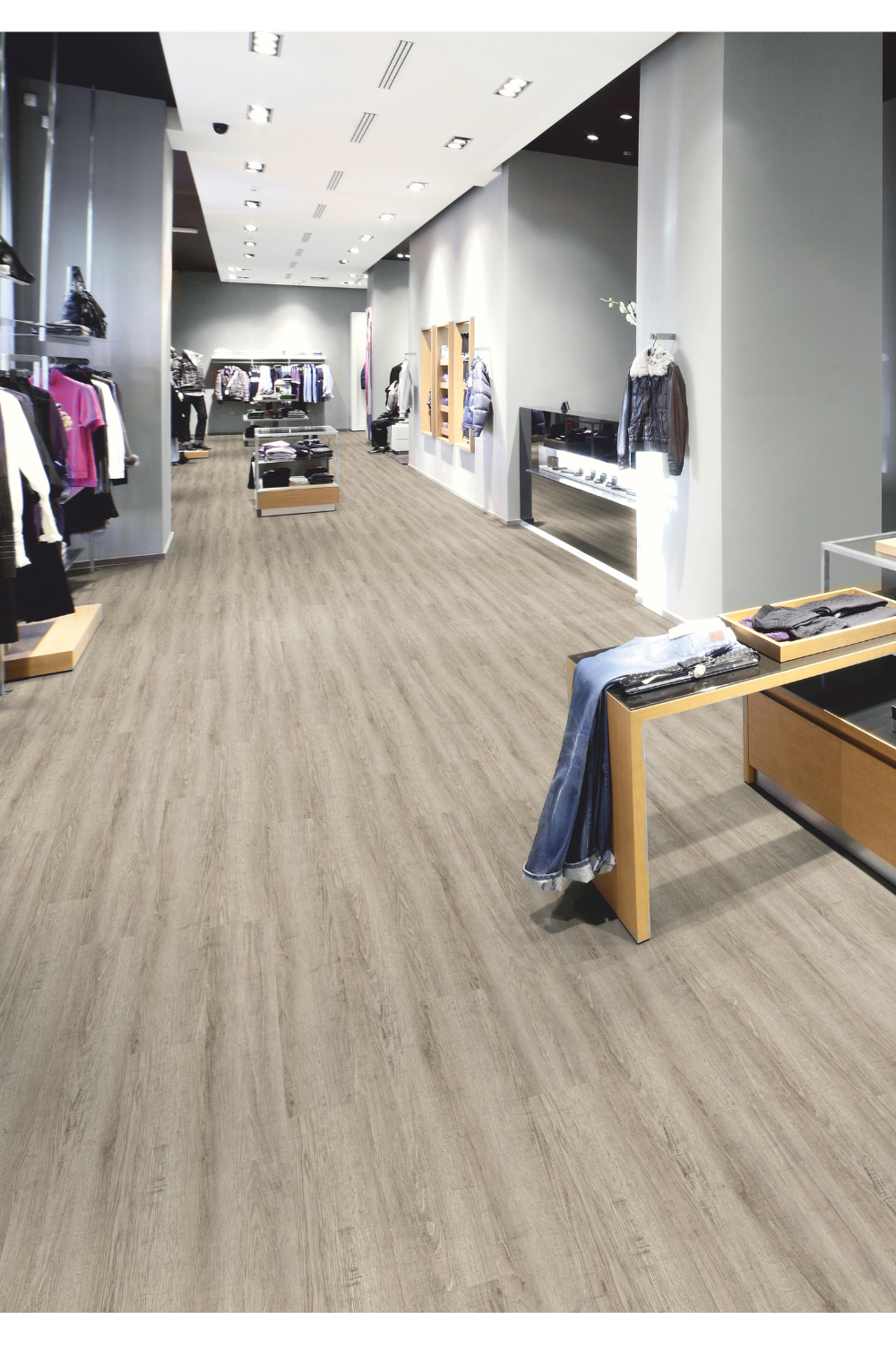 Classic Vinylboden als Landhausdiele aus Eiche Cedar im Geschäft Classic Vinylboden als Landhausdiele aus Eiche Cedar im Geschäft