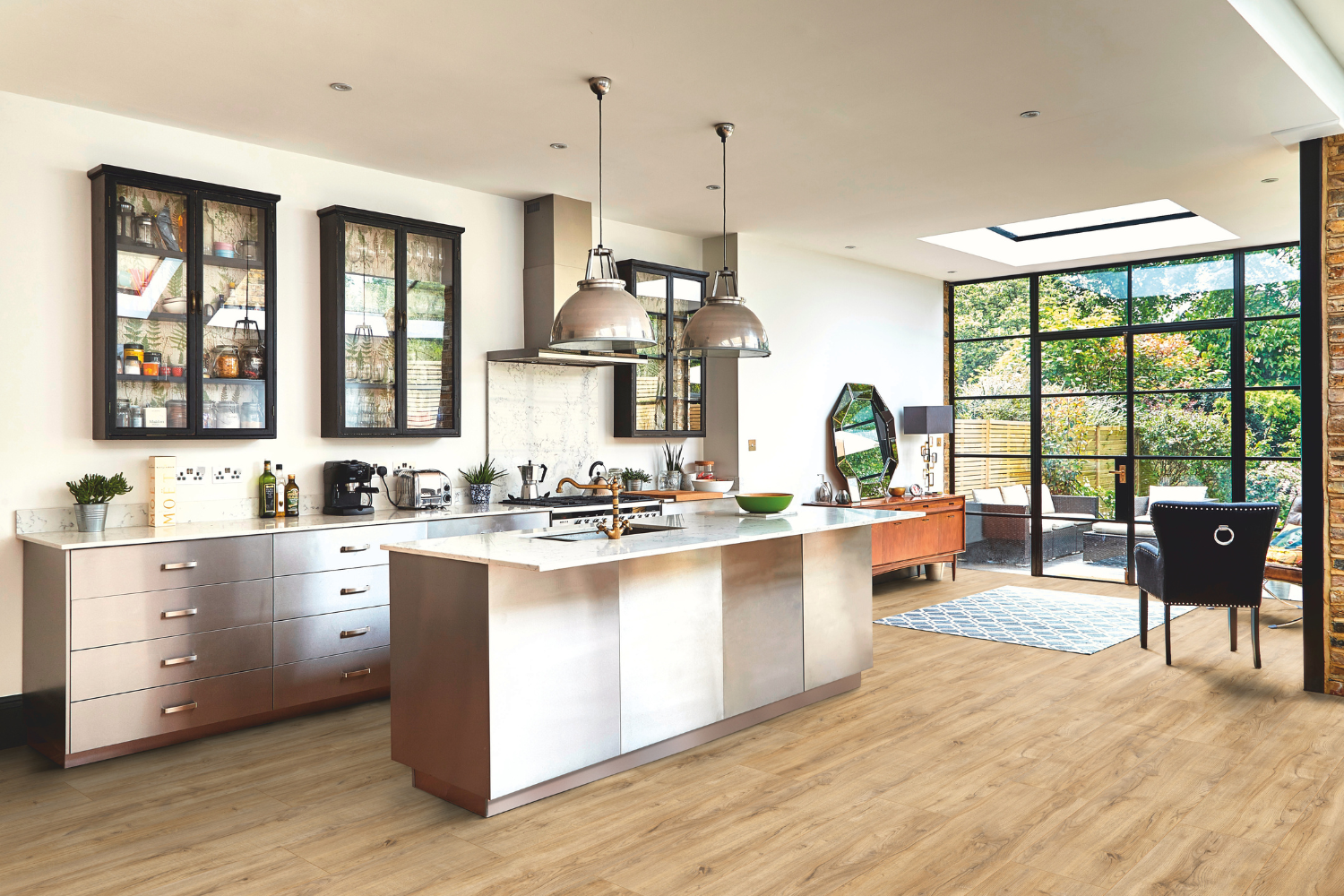 Laminatboden Eiche Aller in der Küche