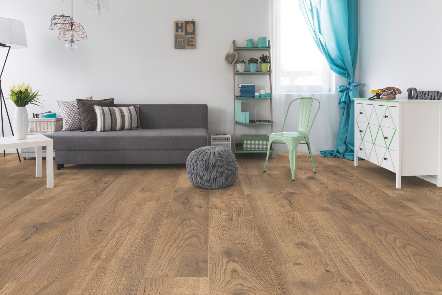 Laminatboden Florenz Eiche Natur im Wohnzimmer